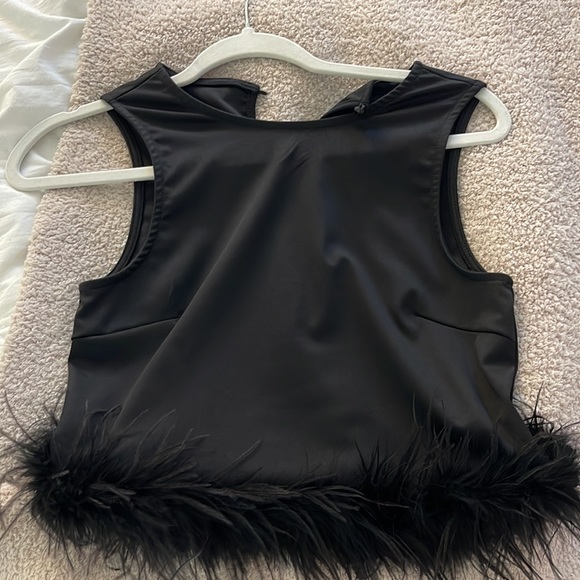 Fur tank top - Picture 3 of 3